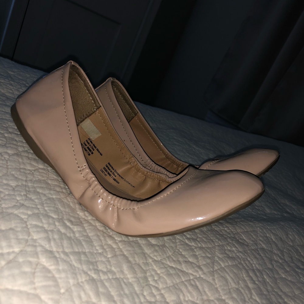 Beige flats size 6.5